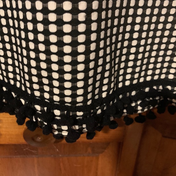 Black and whit dress - Picture 2 of 5